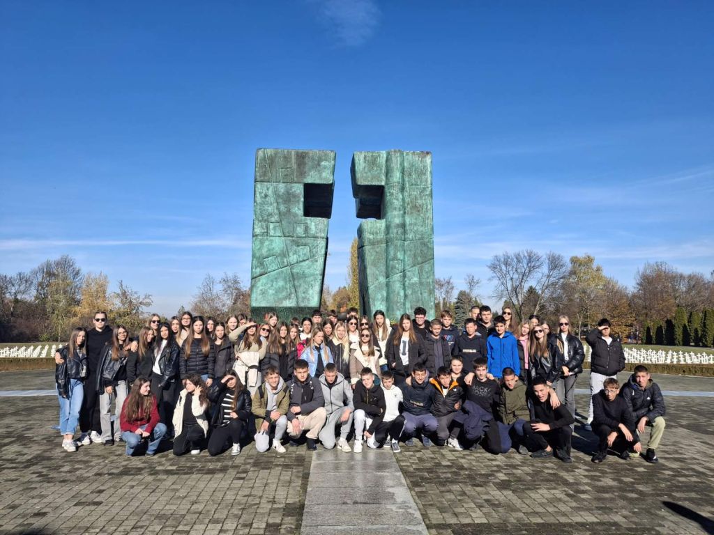 Posjet učenika 8. razreda Vukovaru