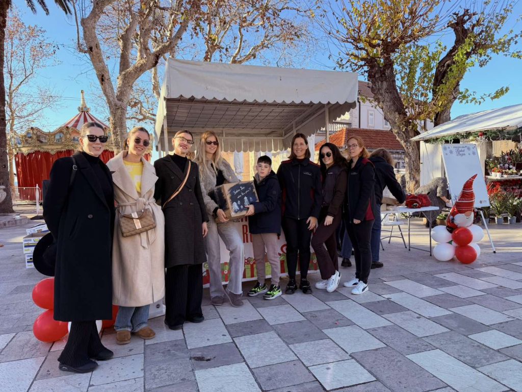 “Podijelimo radost Božića”