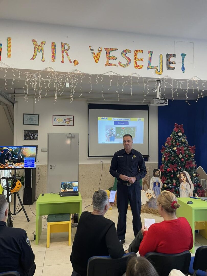 Javna prezentacija simulatora vožnje električnog romobila