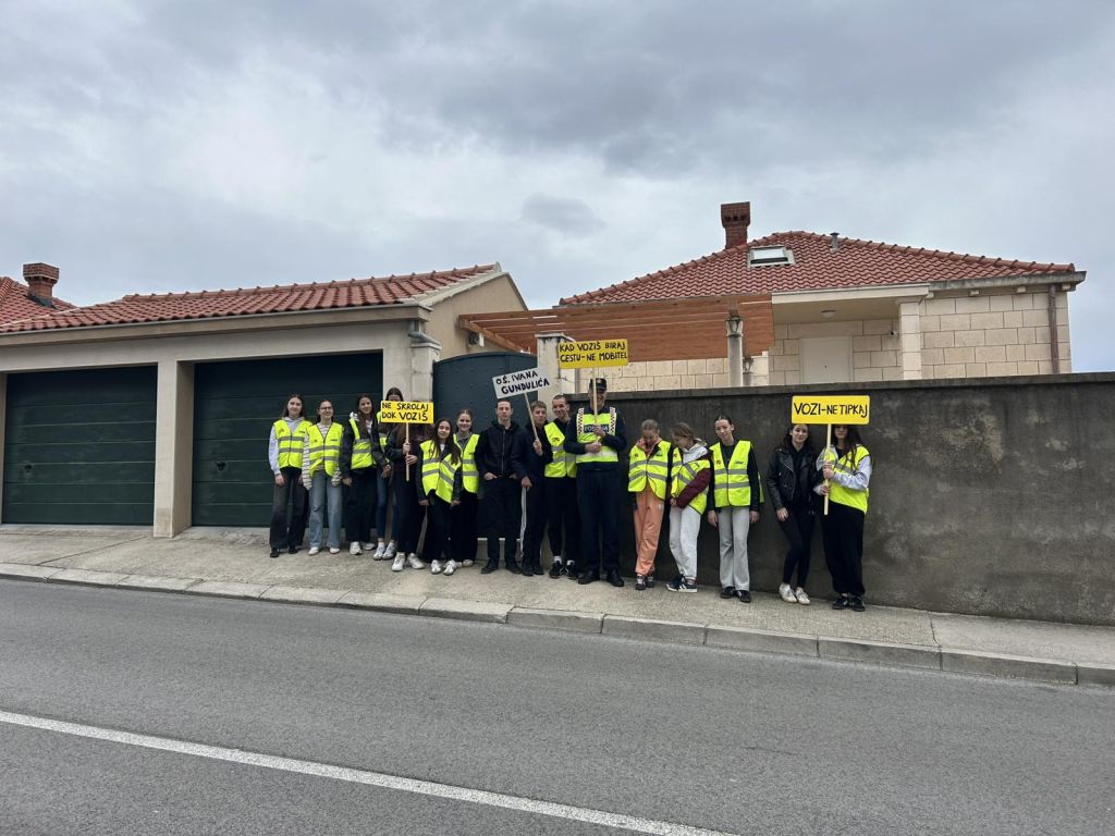 Nacionalni dan bez mobitela, 2. travnja