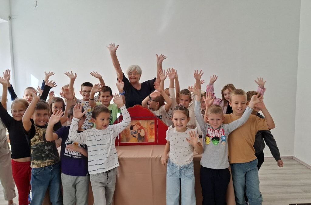 Prvašići u svijetu čarobnih slika i riječi: 1.c i 1.d na festivalu “Grad od riječi”!